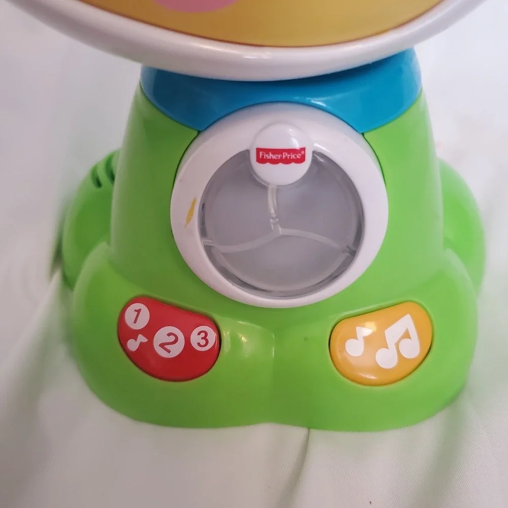 Fisher Price Bright Beats Dance & Move Green BeatBowWow‎ Light Up Puppy Dog